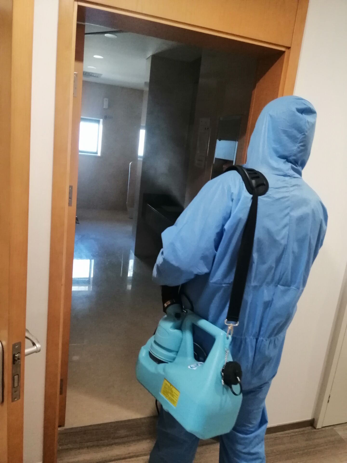 辦公室消毒公司的報(bào)價(jià)空氣消毒設(shè)備在安裝及使用過(guò)程中有明確規(guī)定