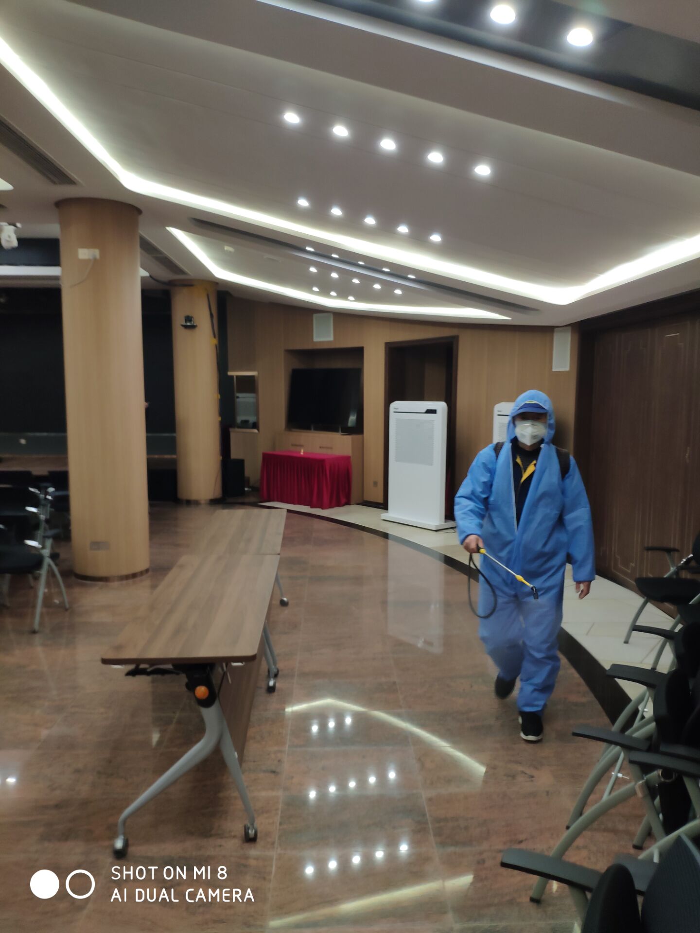 辦公區(qū)噴霧消毒公司哪家好設(shè)備多，就選擇哪一家消殺公司