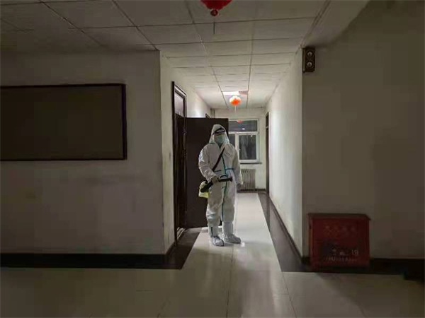 消毒用品酒精和碘伏有什么區(qū)別？哪一種更適合家庭消毒